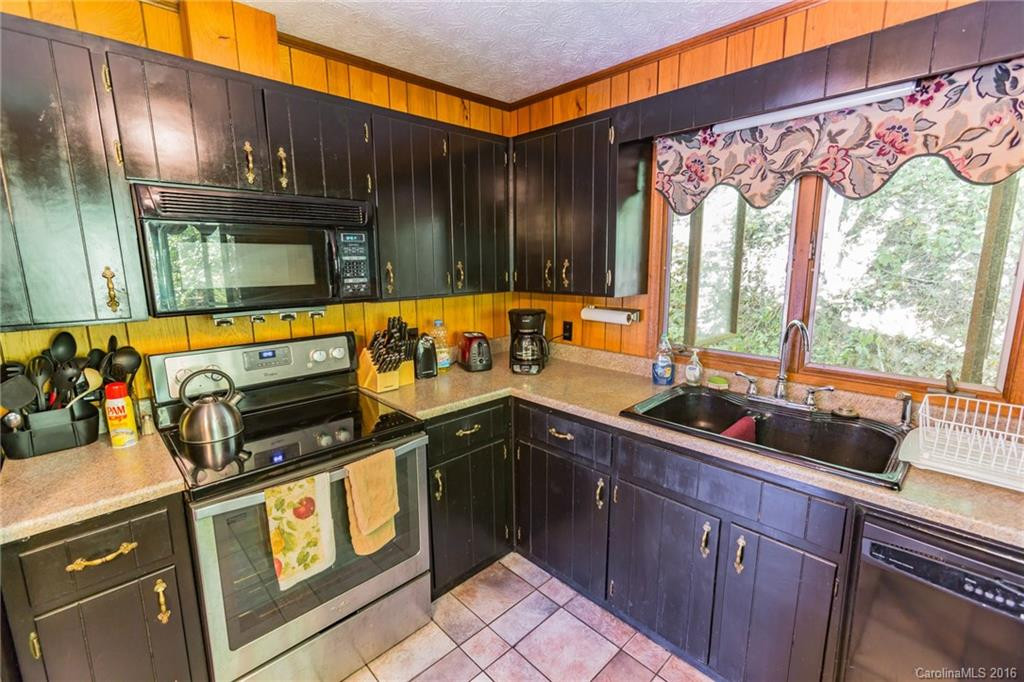 737 Setzer Cove Road - Photo 10
