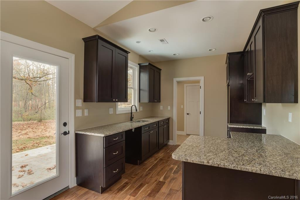 329 Ewbank Road - Photo 5