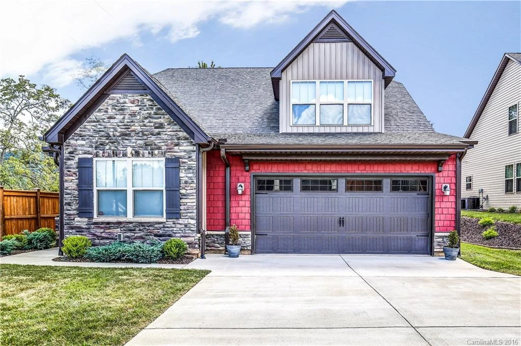 6 Onteora Oaks Drive