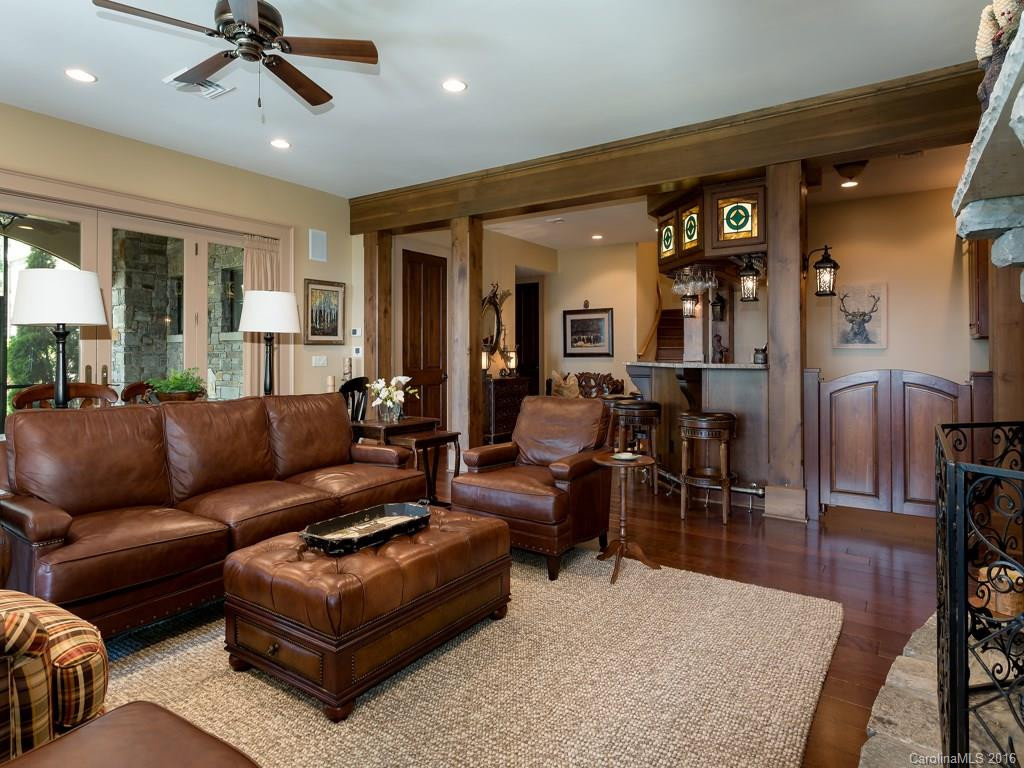 633 Altamont View - Photo 18