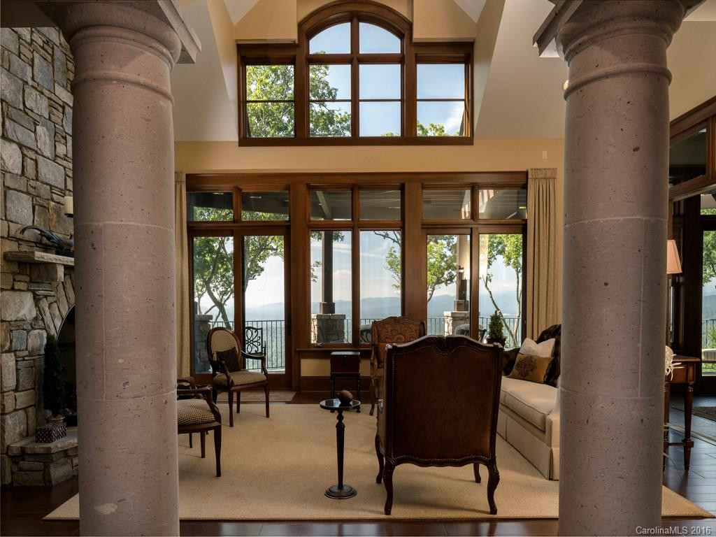 633 Altamont View - Photo 4