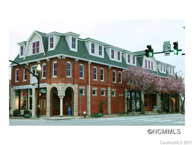 23 Broad Street #201