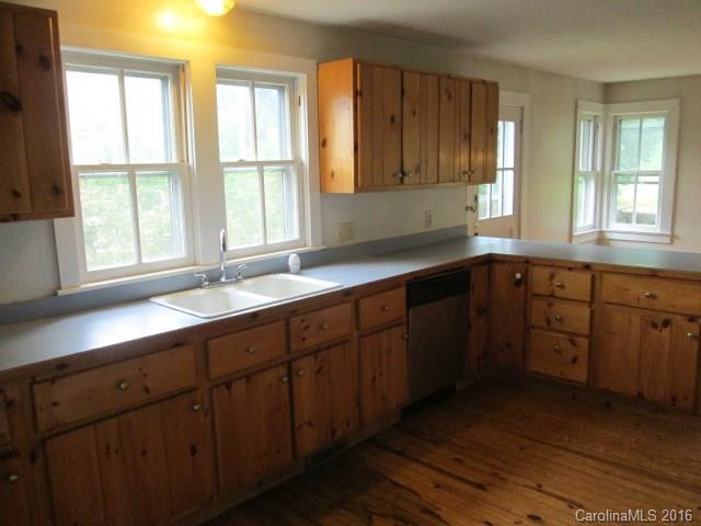 1154 Jonathan Creek Road - Photo 8