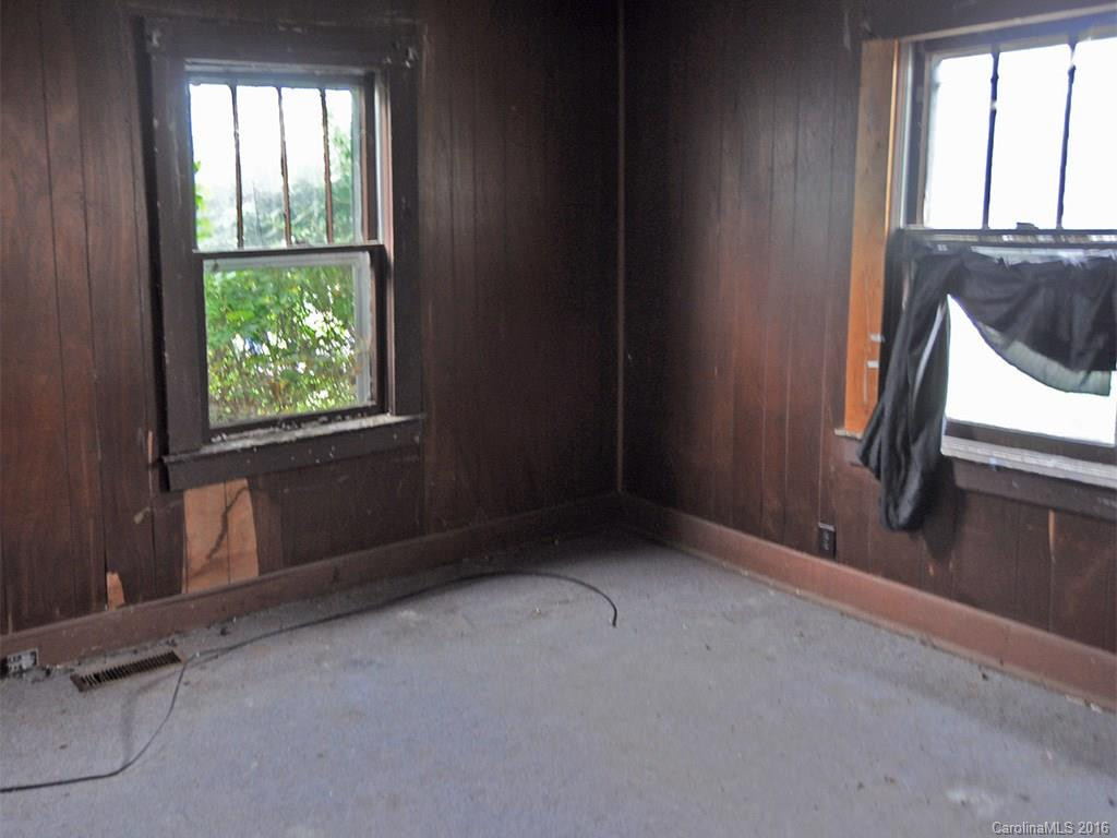 563 Depot Street - Photo 11