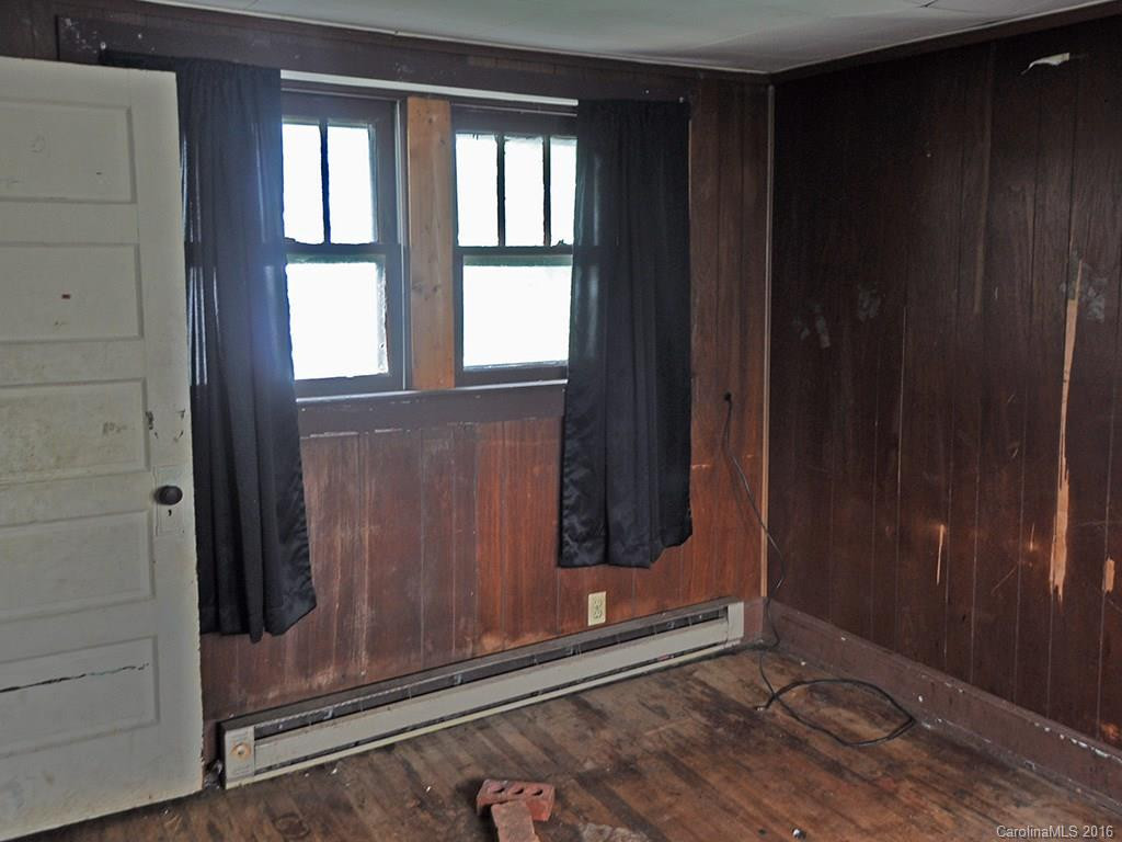563 Depot Street - Photo 14