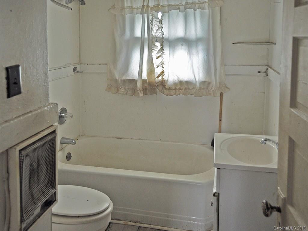 563 Depot Street - Photo 16