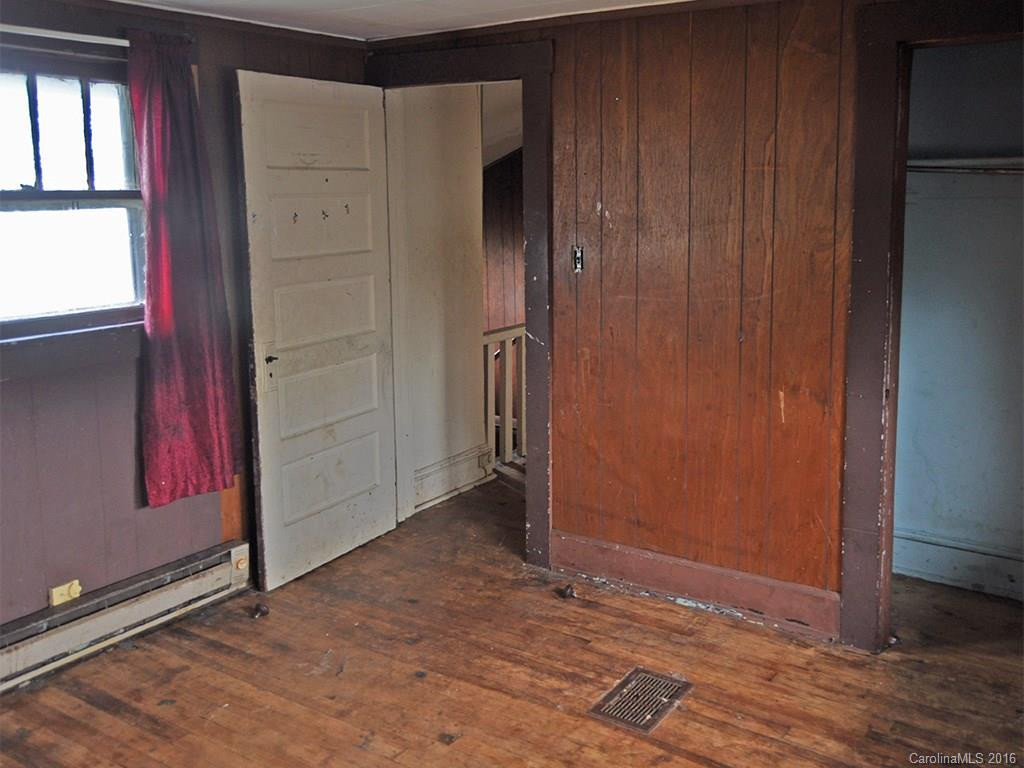 563 Depot Street - Photo 18