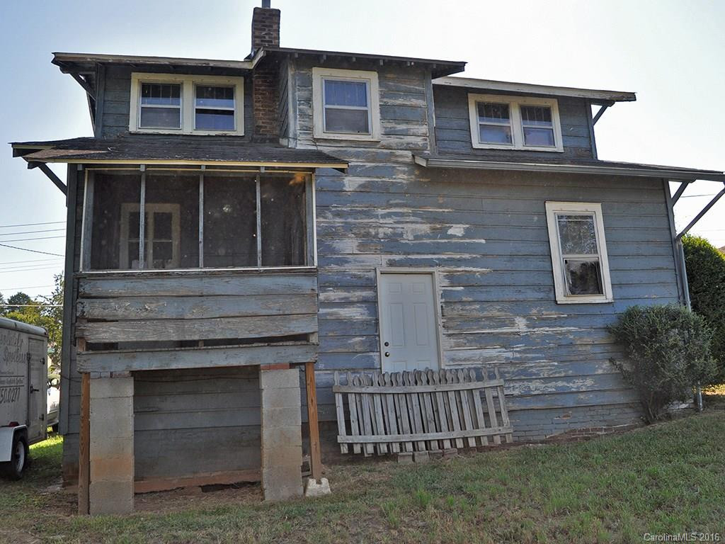 563 Depot Street - Photo 4