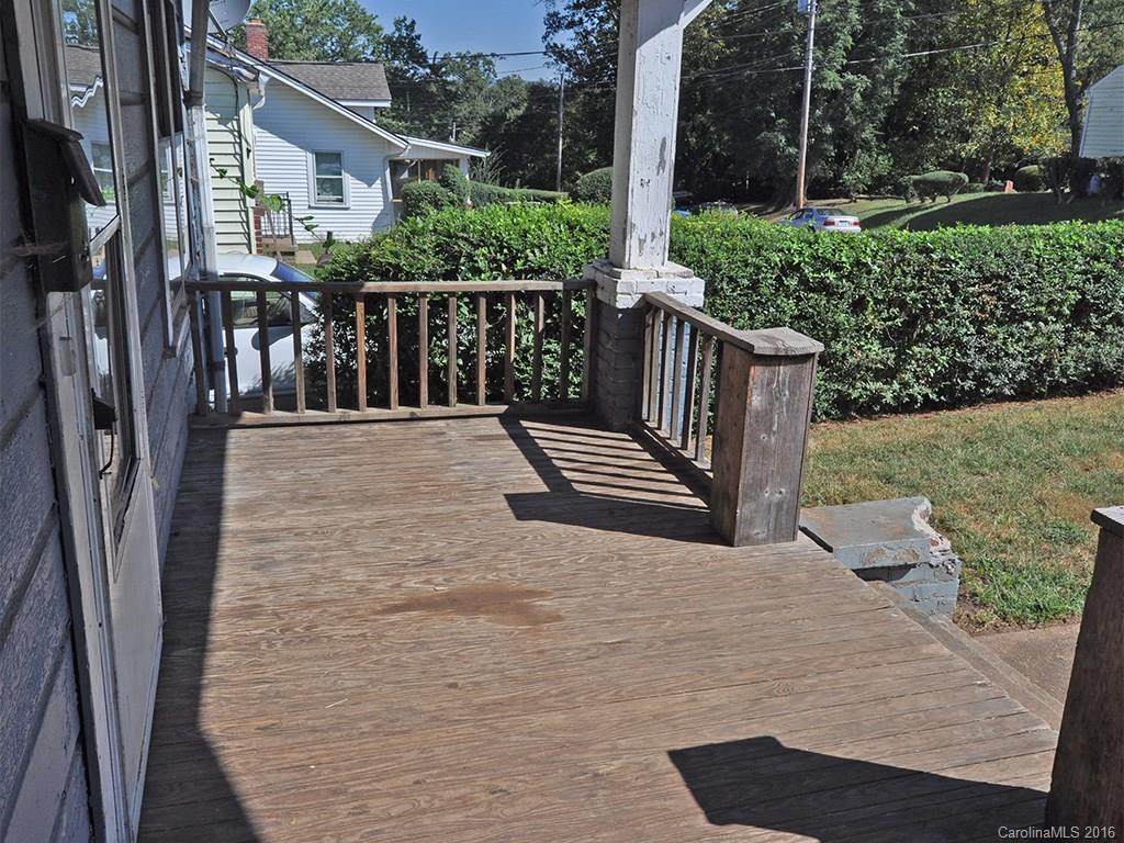 563 Depot Street - Photo 6