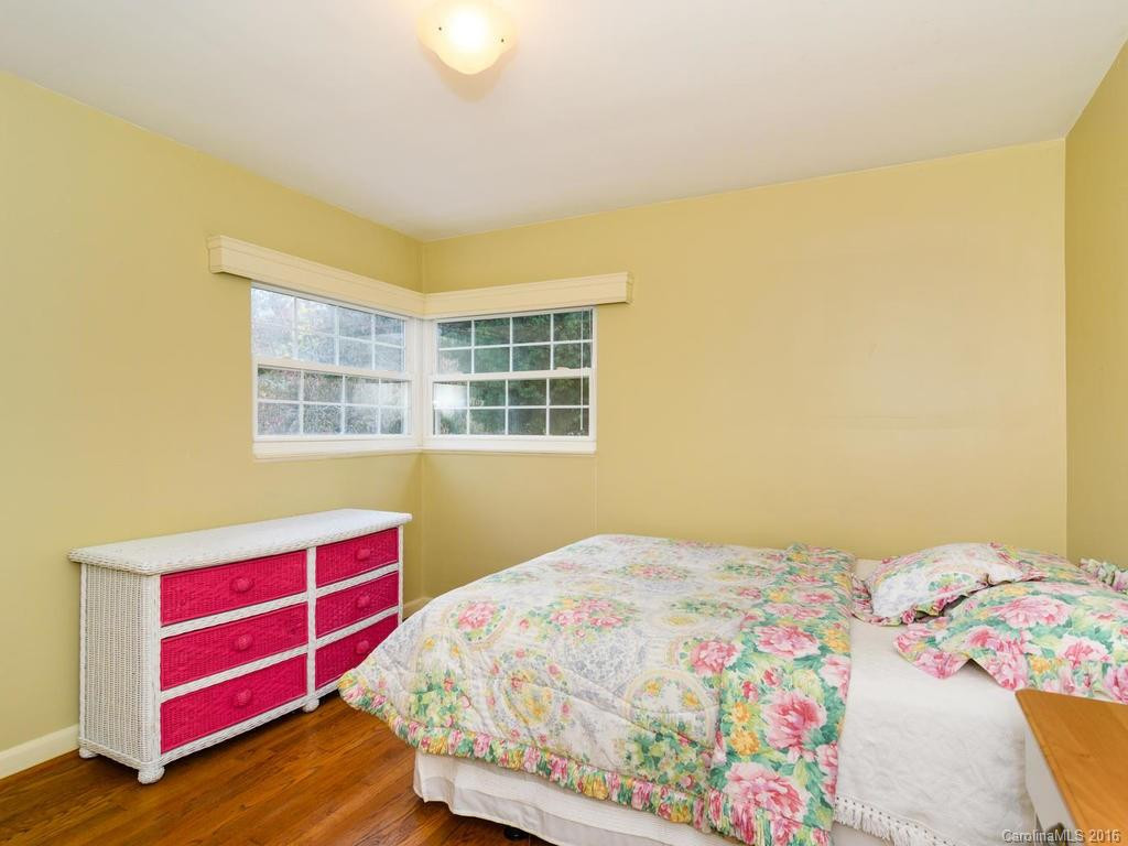 82 Midland Drive - Photo 13