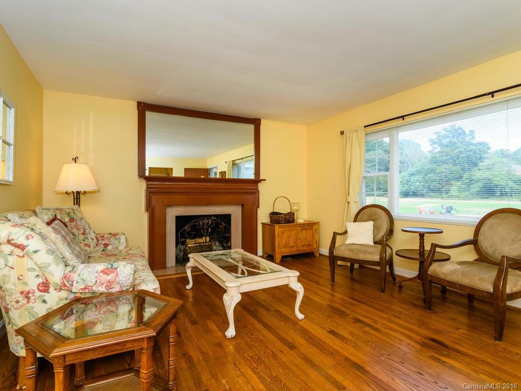 82 Midland Drive - Photo 6