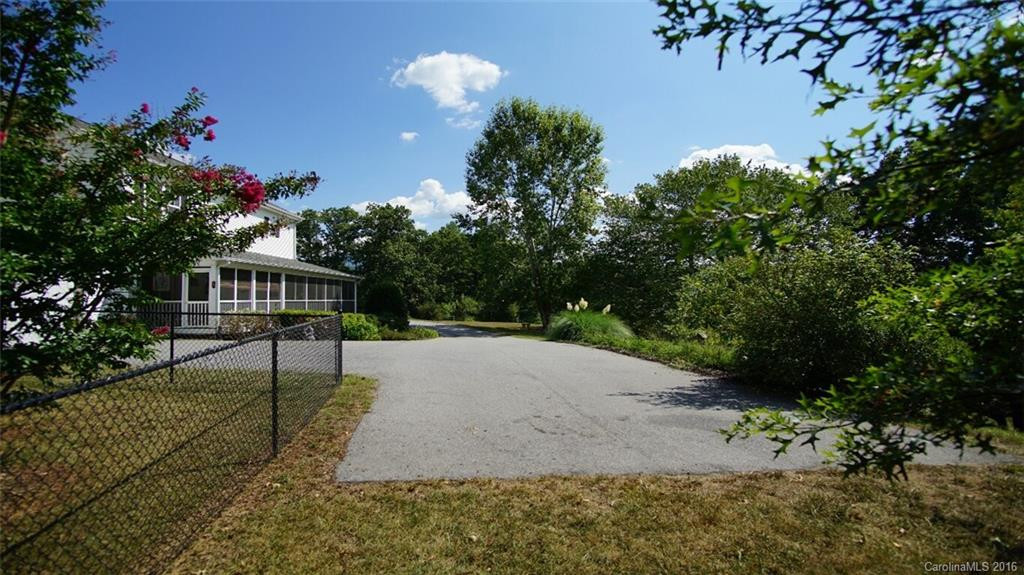 134 Douglas Drive - Photo 19