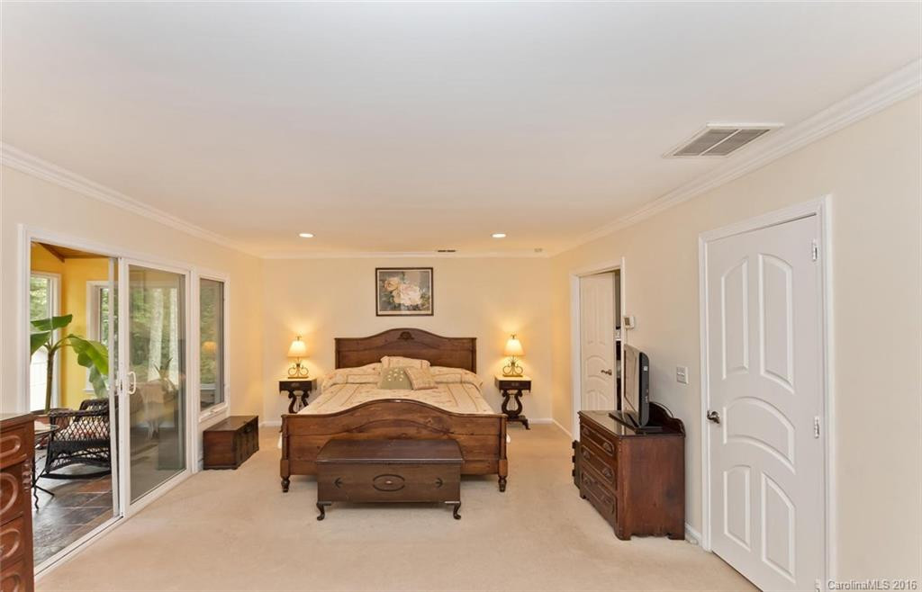 1386 Pinnacle Mountain Road - Photo 15