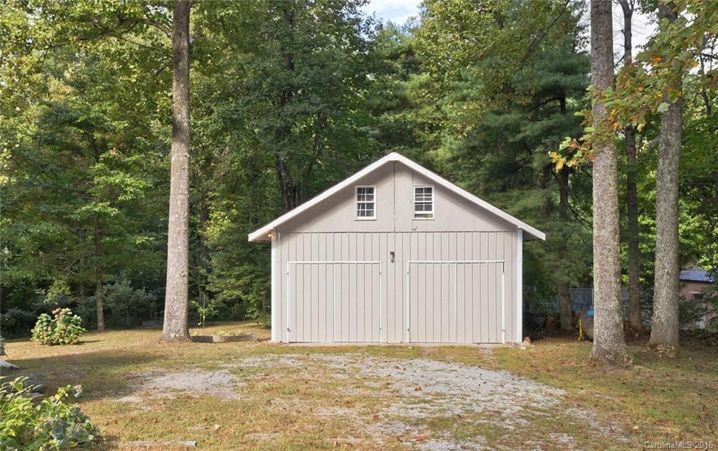 1386 Pinnacle Mountain Road - Photo 3
