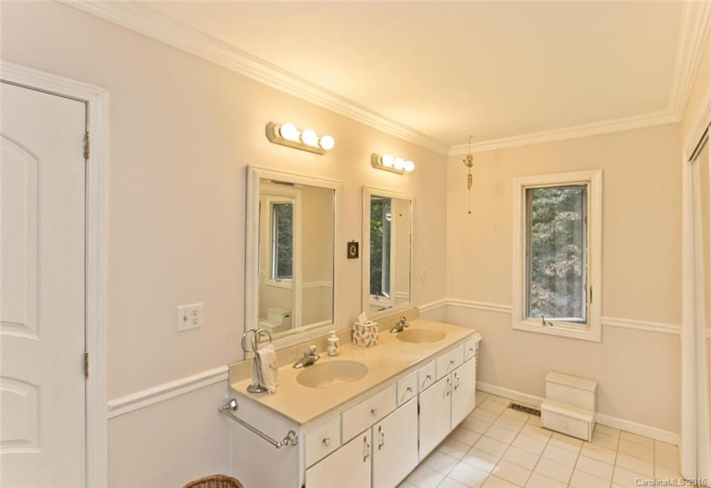 1386 Pinnacle Mountain Road - Photo 23