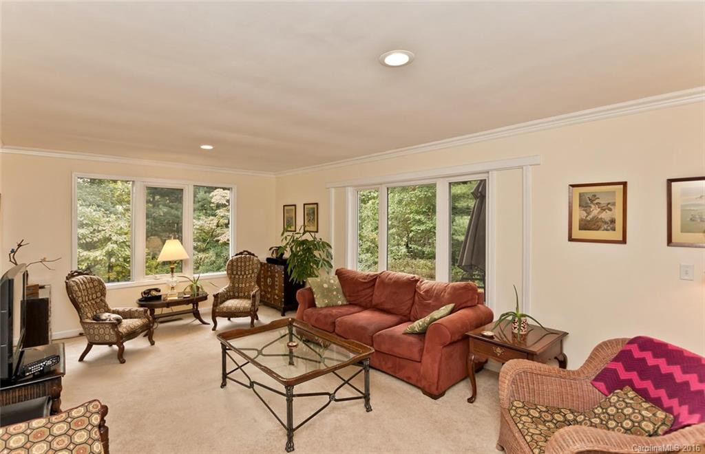 1386 Pinnacle Mountain Road - Photo 5