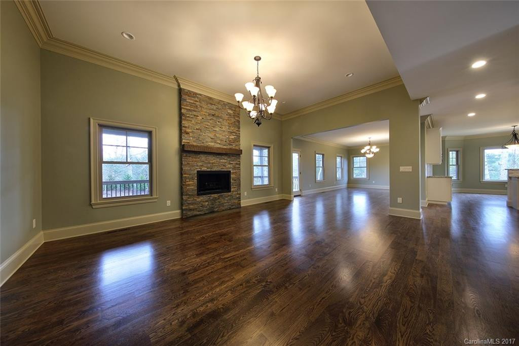 15 King Heights Drive - Photo 2