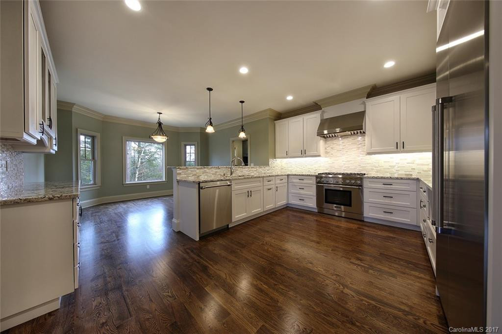 15 King Heights Drive - Photo 4