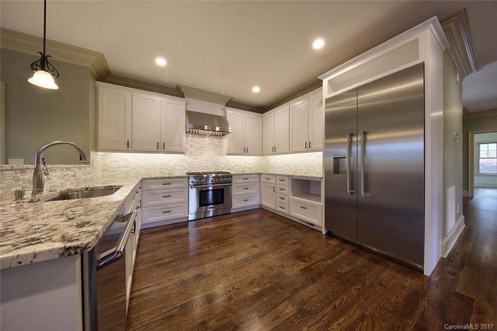 15 King Heights Drive - Photo 5