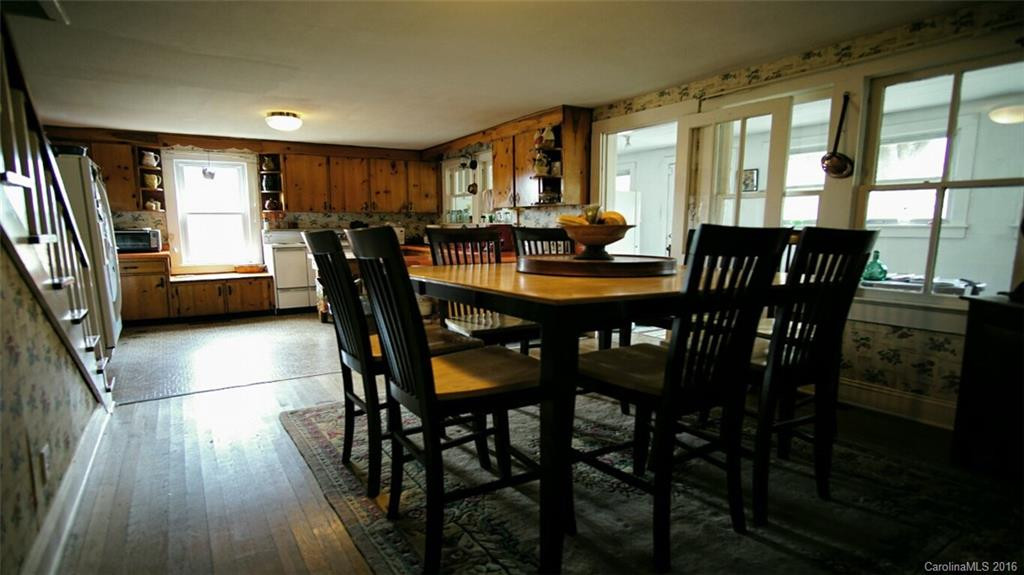 561 Peters Cove Road - Photo 10
