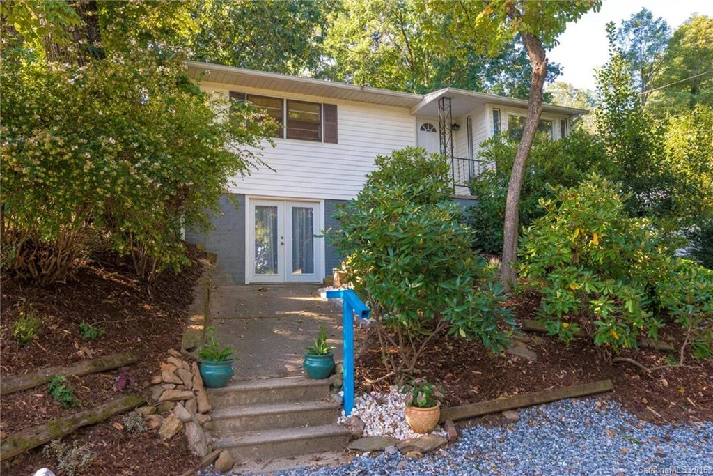 36 Oregon Avenue