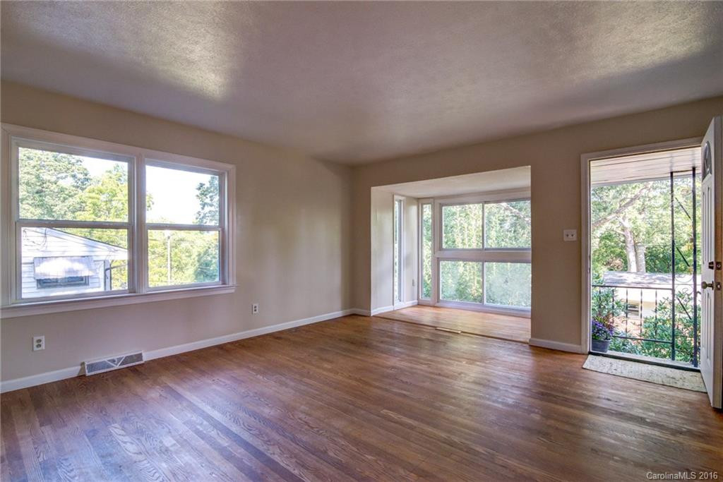 36 Oregon Avenue - Photo 2