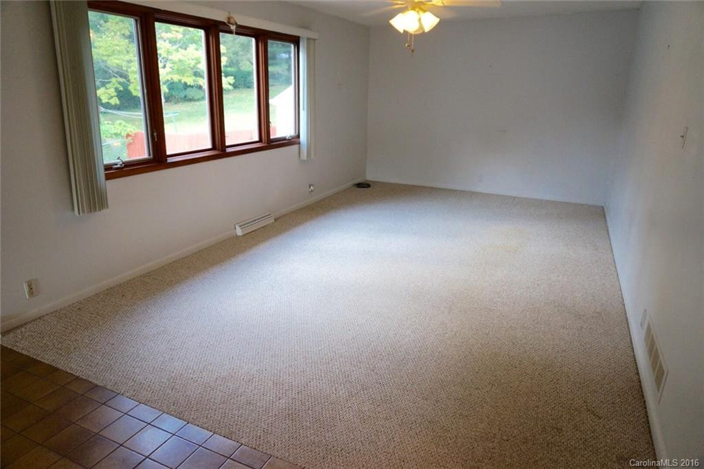 18 Jarnaul Avenue - Photo 5