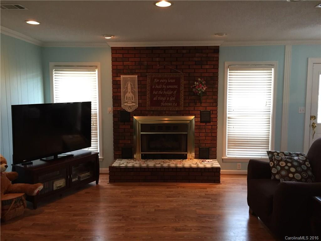 298 Creek Road - Photo 2