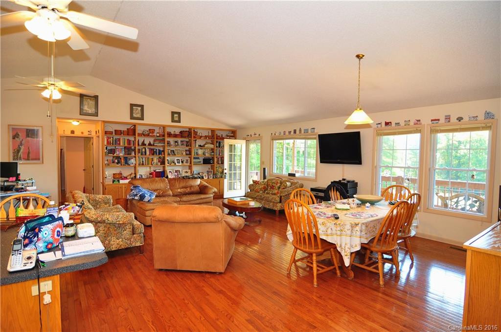 1363 Cedar Cliff Road - Photo 3