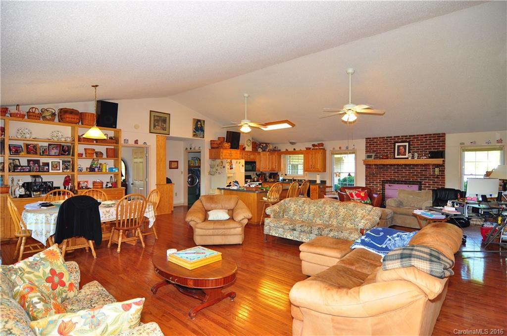1363 Cedar Cliff Road - Photo 4