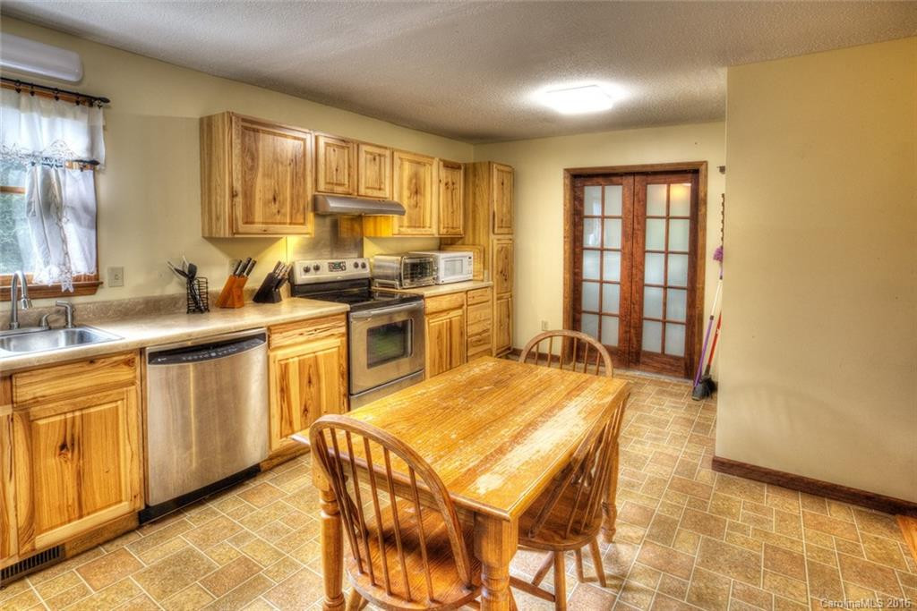 68 Brundy Avenue - Photo 5