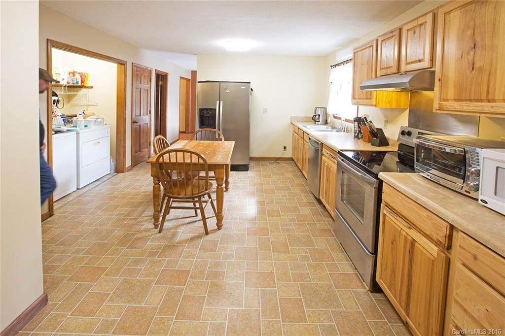 68 Brundy Avenue - Photo 6