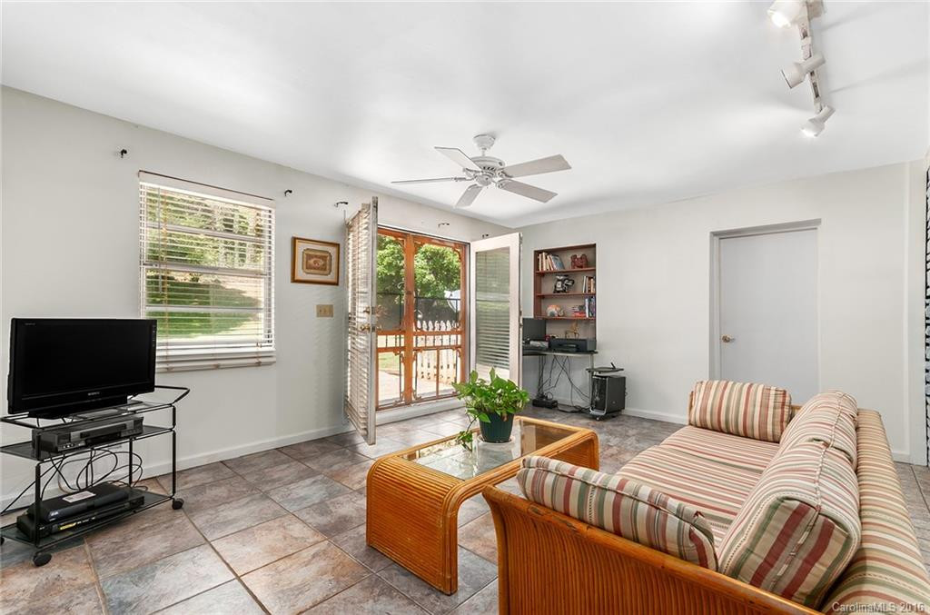 44 Edgelawn Road - Photo 13