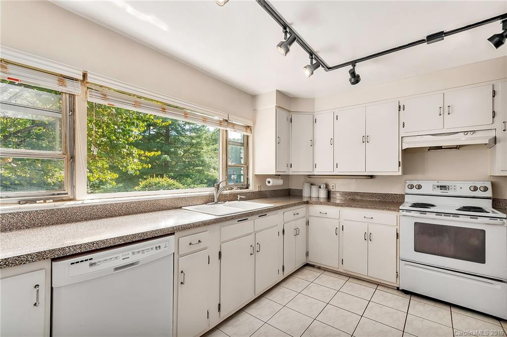 44 Edgelawn Road - Photo 6