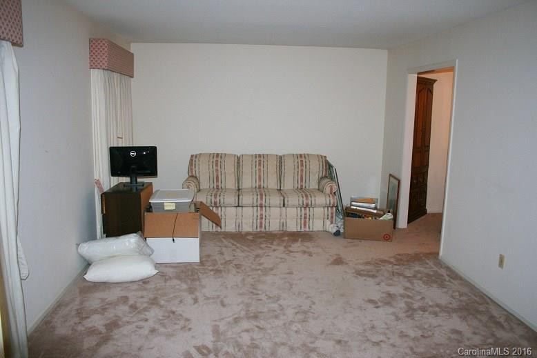 245 Webb Drive - Photo 2