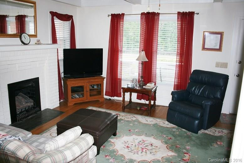 2048 Ellenboro Henrietta Road - Photo 5