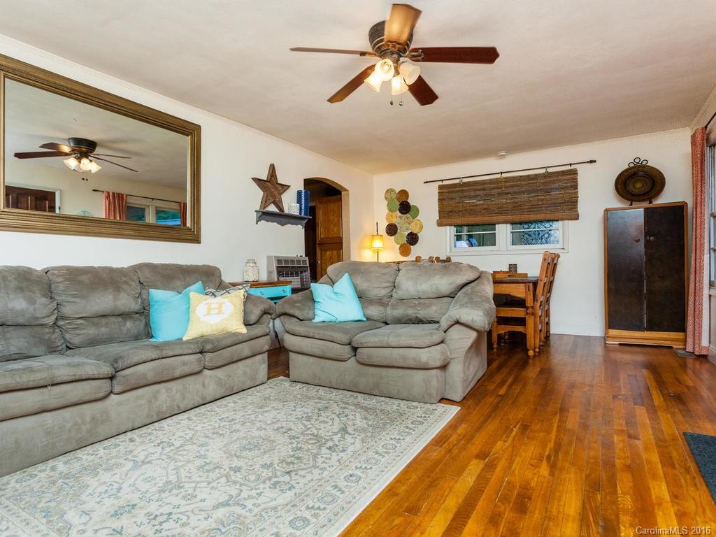 202 Calhoun Street - Photo 4