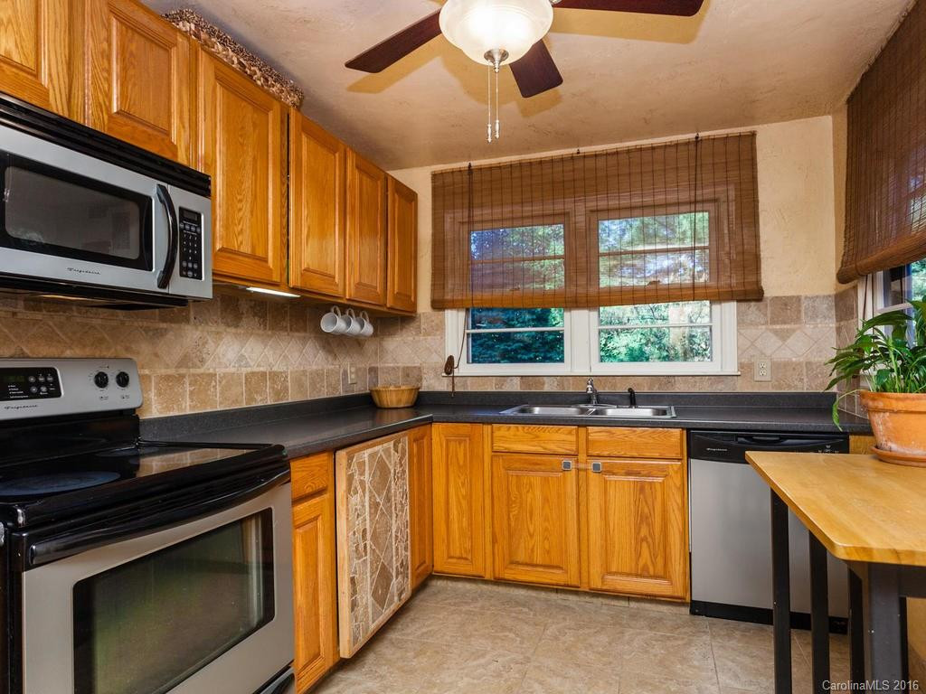 202 Calhoun Street - Photo 7