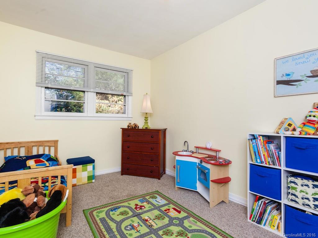 202 Calhoun Street - Photo 9