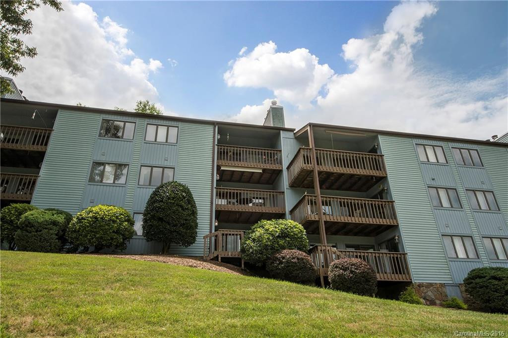 87 Willow Road #B-10