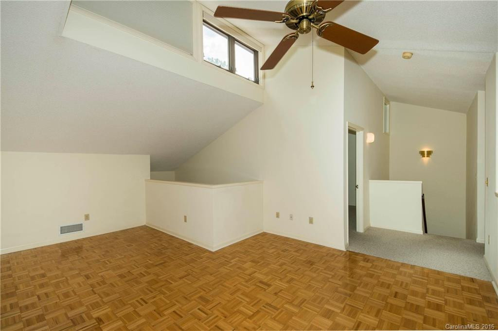 87 Willow Road #B-10 - Photo 16
