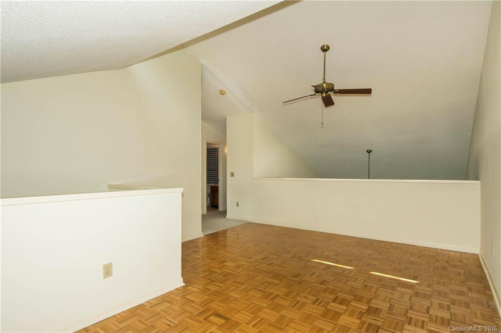 87 Willow Road #B-10 - Photo 17