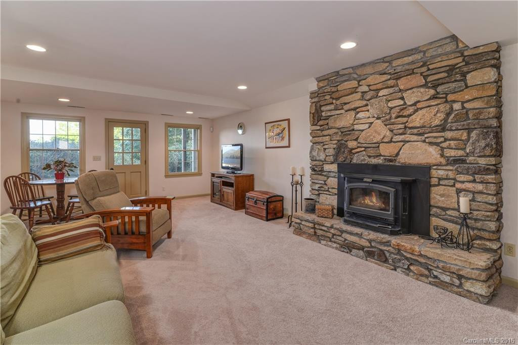 393 Sabine Drive - Photo 16