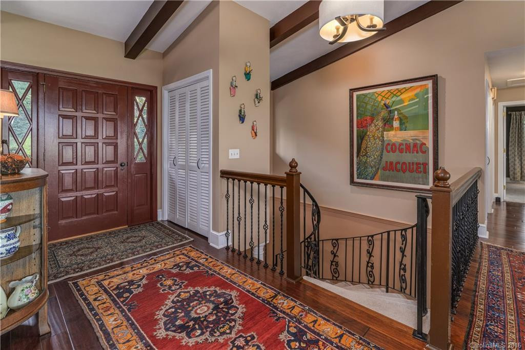 393 Sabine Drive - Photo 3