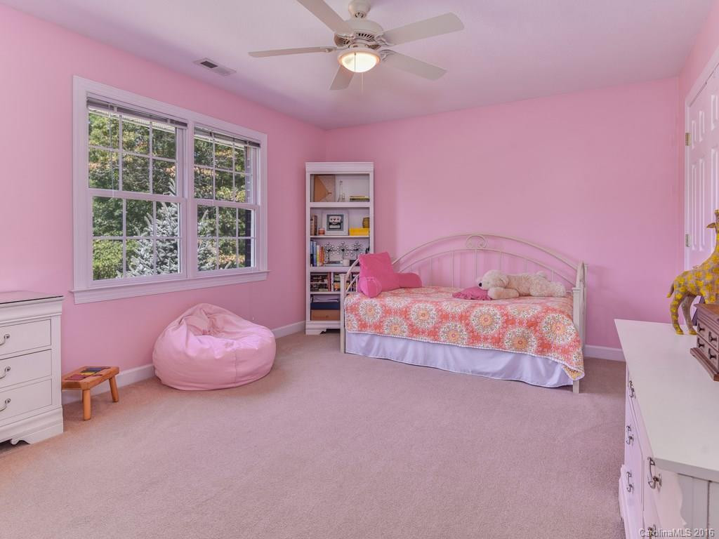 27 Chartwell Lane - Photo 14