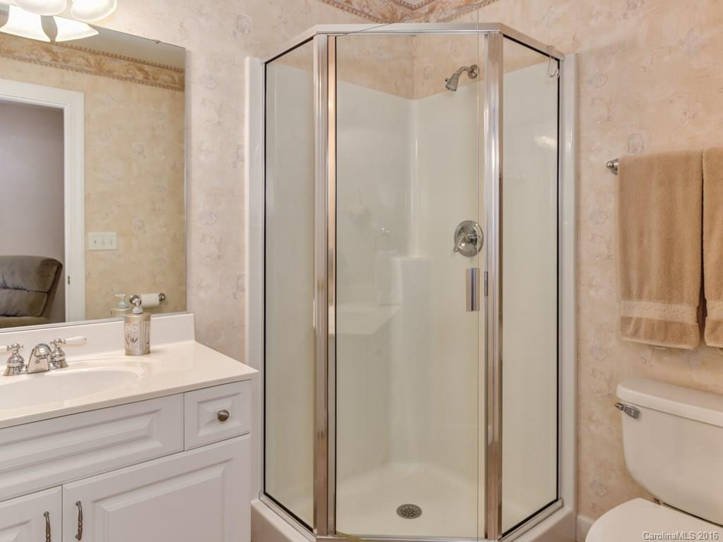 27 Chartwell Lane - Photo 17