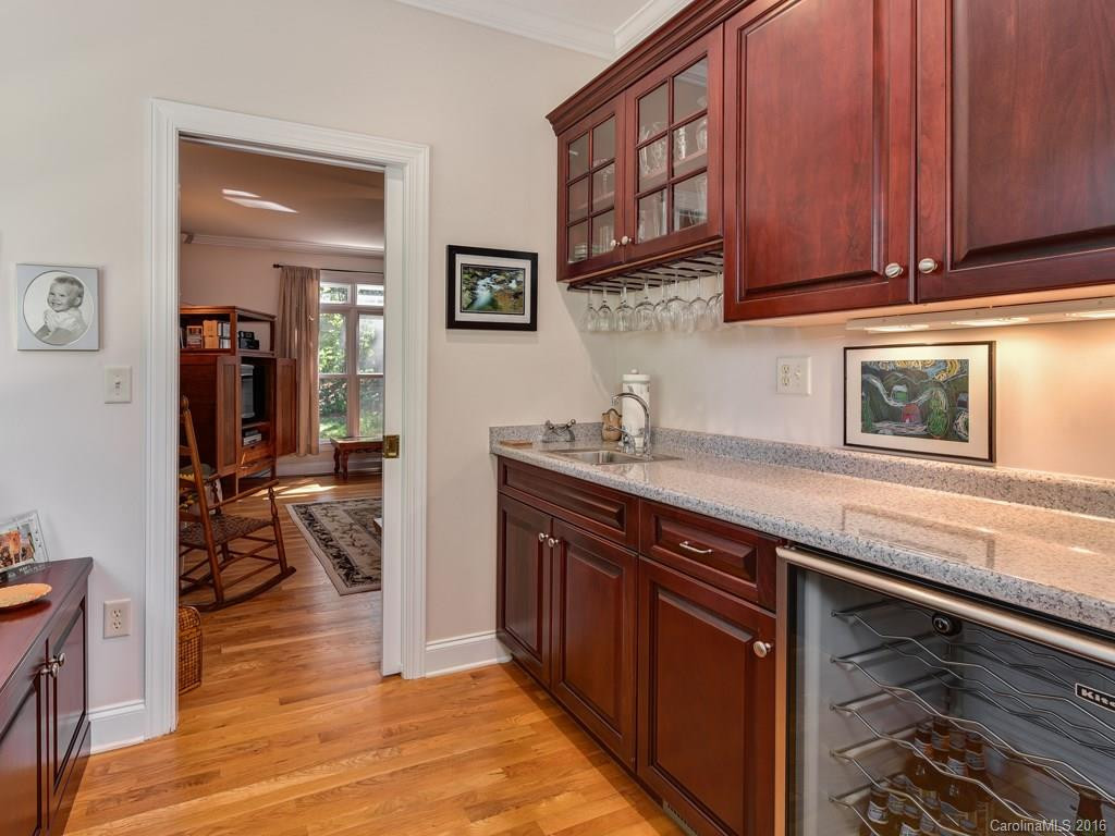 27 Chartwell Lane - Photo 7