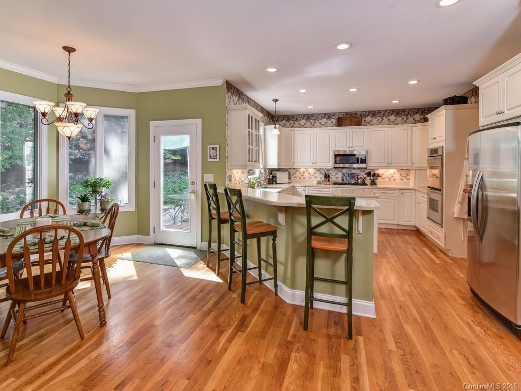27 Chartwell Lane - Photo 9