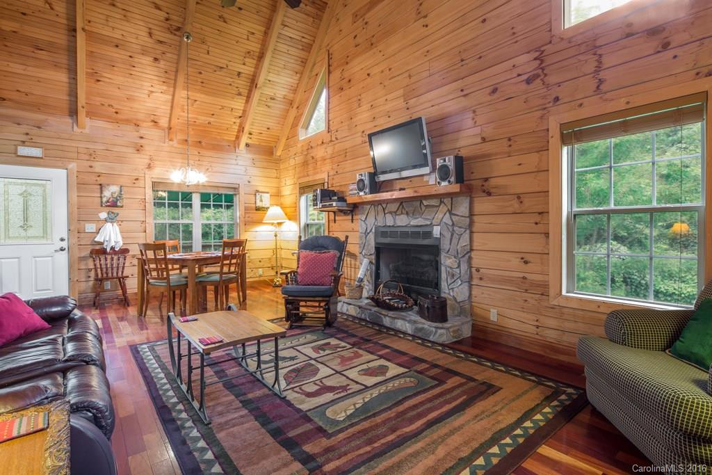 476 Owensby Road - Photo 4