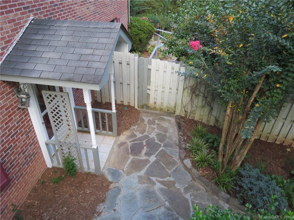 98 Fair Oaks Drive - Photo 18